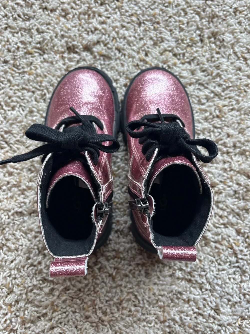 UGG Ashton Lace  pink Glitter Ankle Boot